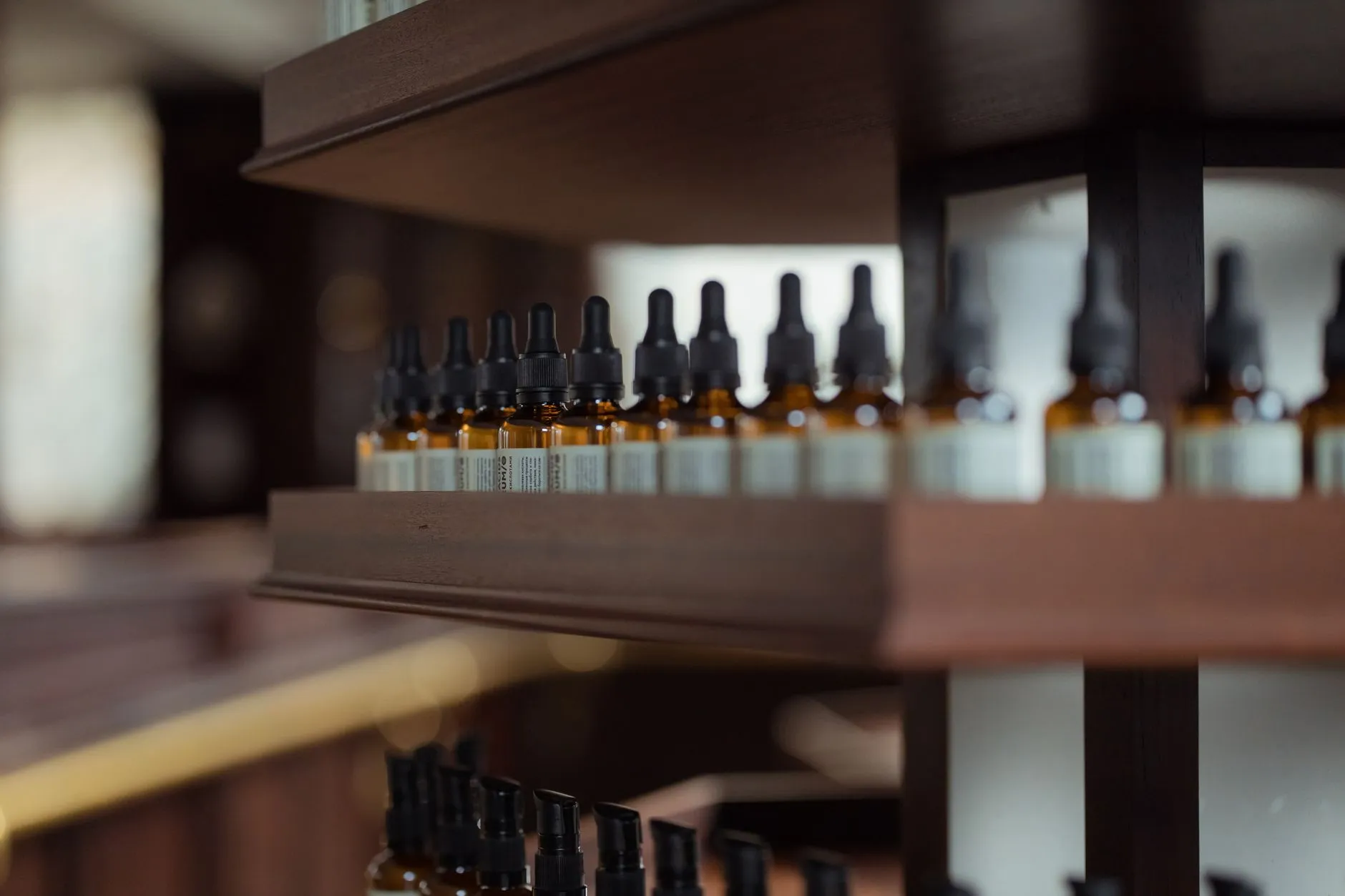 郑州地区自粘卷材施工要点与防水涂料配套使用方案